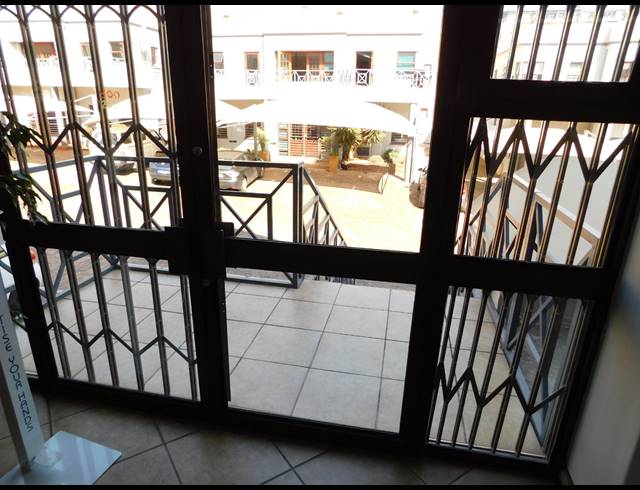750M² OFFICE FOR SALE IN FERNDALE
